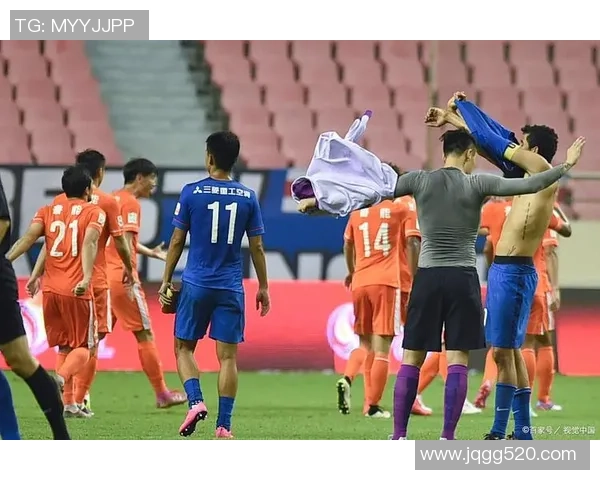 莱比锡与曼联对决前瞻及预测结果分析,谁将赢得这场激烈较量